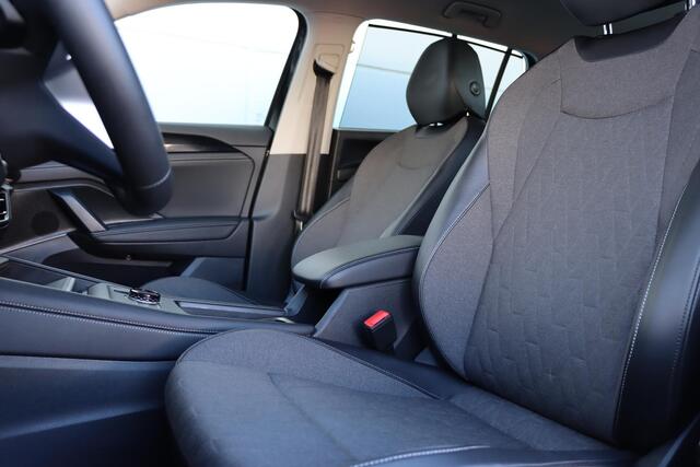 Volkswagen Tayron 1.5 eHybrid Life 204pk DSG6 | Trekhaak | Camera | Carplay