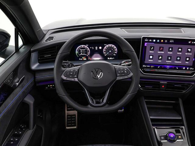 Volkswagen Tayron 1.5 eHybrid R-Line Edition 204 pk 6 versn. DSG · Black Style Pakket · Comfort Pakket · Trekhaak inklapbaar, met elektr. ontgrendeling, incl. aanhangermanoeuvreerhulp Trailer Assist ·