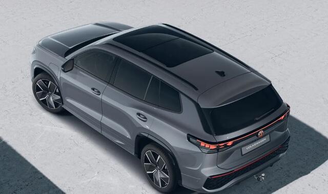 Volkswagen Tayron 1.5 eHybrid 204PK DSG R-Line Edition / Black Style / Trekhaak / Panoramadak / 20'' LMV / VW