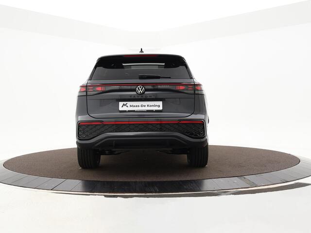Volkswagen Tayron 1.5 eHybrid 272pk DSG R-Line Edition · Trekhaak · Panoramadak · Leder · Harman Kardon sound · Elektrische stoelen · 360 gr. Camera · Apple/Android Car Play · Head-Up Display · Garantie t/m 23-11-2029 of 100.000km
