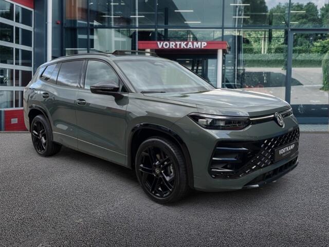 Volkswagen Tayron 1.5 eTSI R-LINE 7PERS/TREKHAAK/PANO-DAK/ELEK-KLEP/CAMERA/ACC/STOELVERW