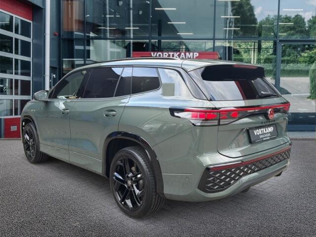 Volkswagen Tayron 1.5 eTSI R-LINE 7PERS/TREKHAAK/PANO-DAK/ELEK-KLEP/CAMERA/ACC/STOELVERW