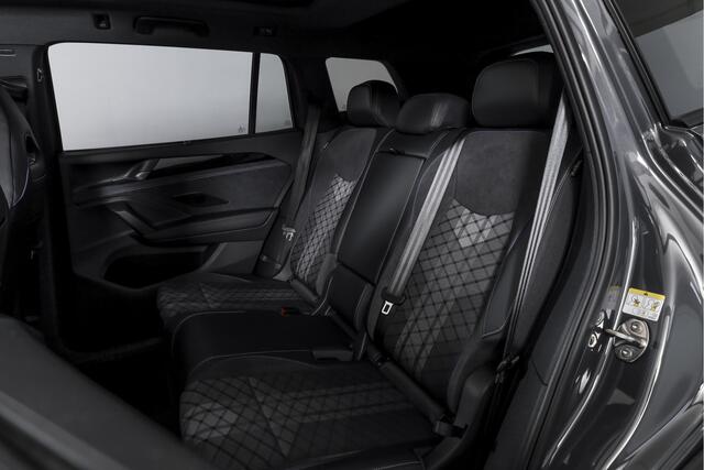 Volkswagen Tayron 1.5 eHybrid 272 PK R-Line Edition | Black Style Pakket | S/K-Panodak | Elek. Trekhaak | Dig. Cockpit | Adapt. Cruise | Stoel-+Stuurverw. | Camera | App. Connect | ECC | Elek. Klep | LM 20" | 5958