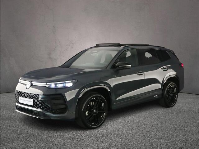 Volkswagen Tayron R-Line Edition 1.5 TSI eHybrid 272pk DSG Automaat Trekhaak, Harman Kardon audio, Panoramadak, Adaptive cruise control, Navigatie, Black style