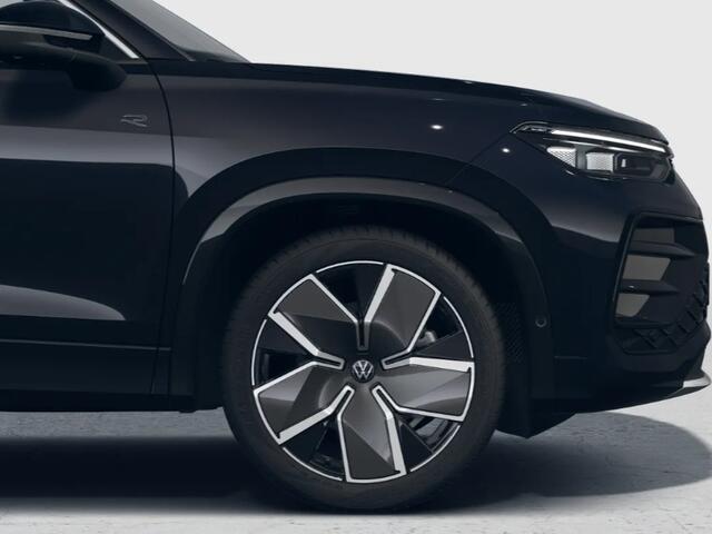 Volkswagen Tayron R-Line Edition 1.5 eHybrid 204 PK 6 versn. DSG · Black Style Pakket · Panoramaschuif-kanteldak · Trekhaak inklapbaar, met elektrische ontgrendeling, incl. aanhangermanoeuvreerhulp Trailer Assist · Voorraad OUTLET · Prijs is inclusief inruilpremie ·