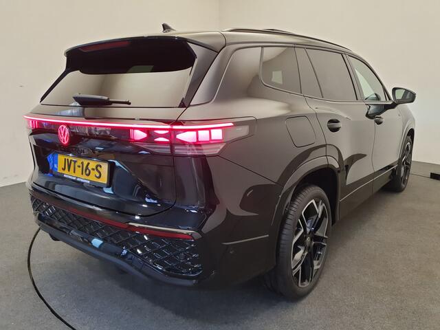 Volkswagen Tayron 1.5 eHybrid 272pk DSG/AUT R-Line Wegklapbare trekhaak, Panoramadak, Harman/Kardon, Leder