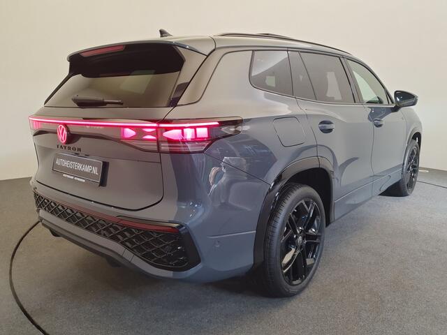 Volkswagen Tayron 1.5 eHybrid 272pk DSG/AUT R-Line Wegklapbare trekhaak, Panoramadak, Harman/Kardon, Leder