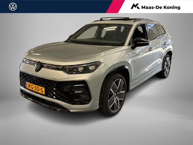 Volkswagen Tayron 1.5 eHybrid 272pk DSG R-Line Edition · Panoramadak · Inklap. Trekhaak · 360 Camera · Matrix LED · Stuur- & Stoelverwarming · Keyless · Garantie t/m 03-11-2029 of 100.000km