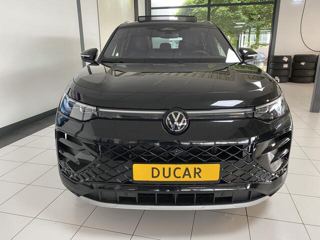Volkswagen Tayron 1.5 eHybrid R-Line Edition 272 PK Panoramadak / Trekhaak / matrix led / Carplay / Stoelverwarming/ventilatie Head-up Display