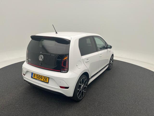 Volkswagen UP! 1.0 TSi GTI | Cruise Control | Climate Control | bluetooth | Stoelverwarming | 18 Inch | 86.557 Km!!