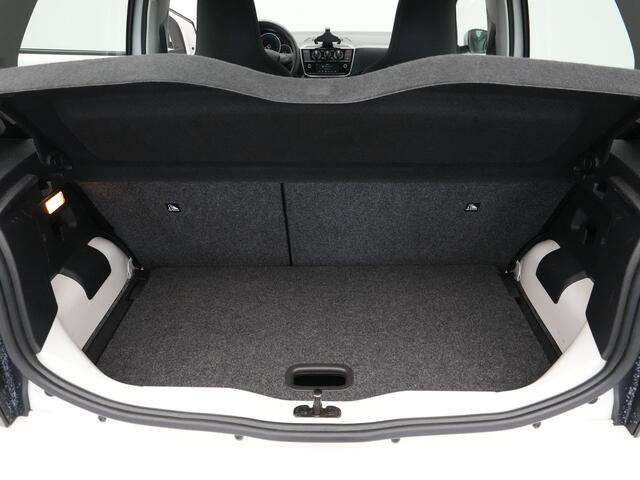 Volkswagen UP! 1.0 BMT move up! Executive
