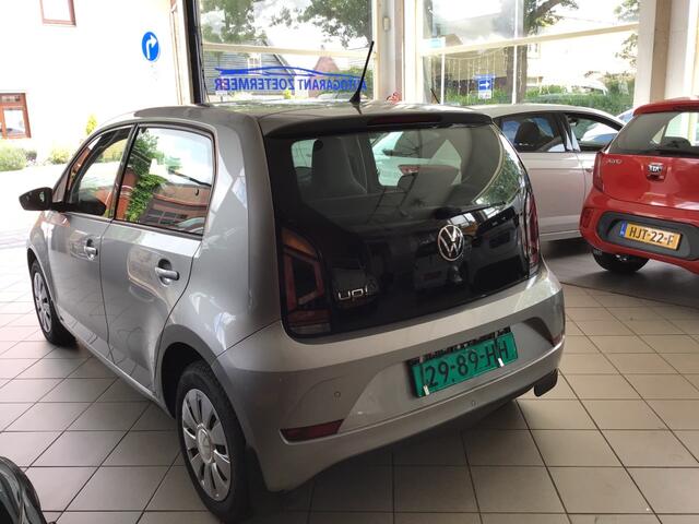 Volkswagen UP! 1.0 BMT move up!