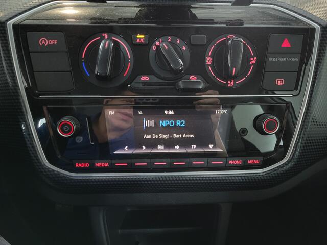 Volkswagen UP! 1.0 BMT move up! | Verwacht | PDC | Cruise | 4-seizoen banden |