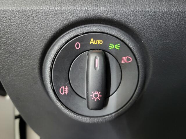 Volkswagen UP! 1.0 BMT move up! | Verwacht | PDC | Cruise | 4-seizoen banden |