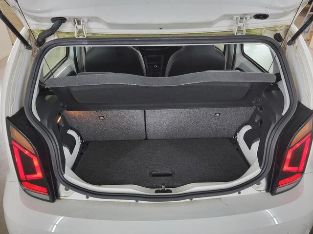 Volkswagen UP! 1.0 BMT move up! | Verwacht | PDC | Cruise | 4-seizoen banden |