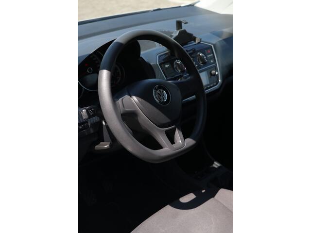 Volkswagen UP! 1.0 BMT move up!