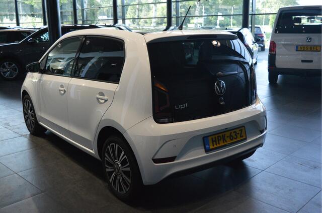 Volkswagen UP! 1.0 Black Style clima cruise pdc camera lichtmetaal 16 inch !!