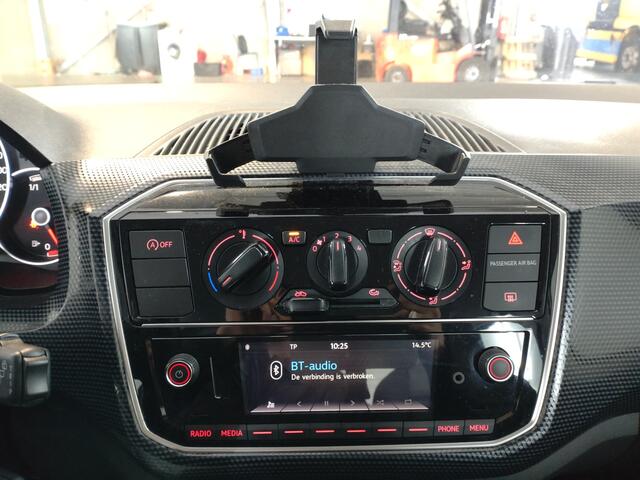 Volkswagen UP! 1.0 BMT move up! | Verwacht | PDC | Cruise | 4-seizoen banden |
