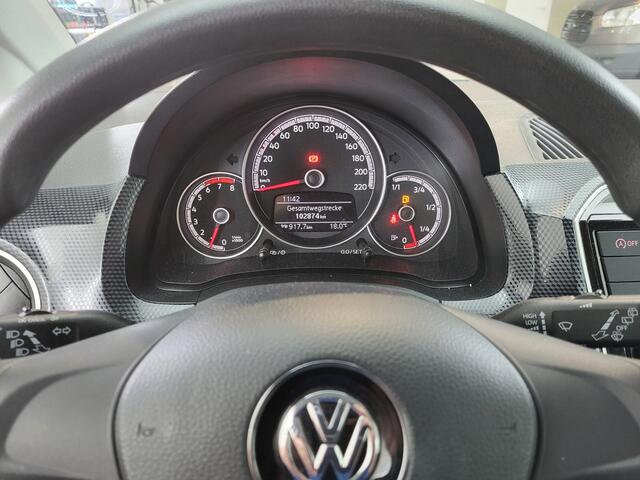 Volkswagen UP! 1.0 BMT move up! | Verwacht | PDC | Cruise | 4-seizoen banden |