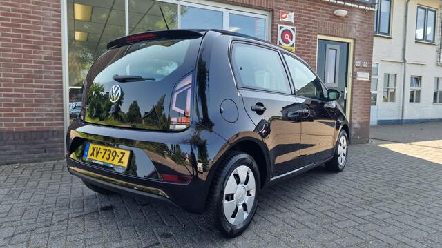 Volkswagen UP! 1.0 BlueMotion move up! Airco, NL Auto!