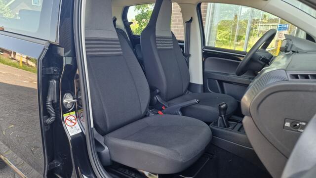 Volkswagen UP! 1.0 BlueMotion move up! Airco, NL Auto!