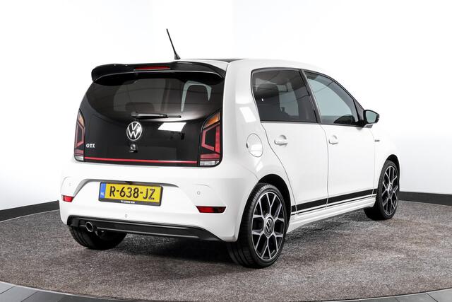 Volkswagen UP! 1.0 TSI GTI 116 PK | Cruise | PDC | Camera | ECC | Beats Audio | DAB | LM 17" |