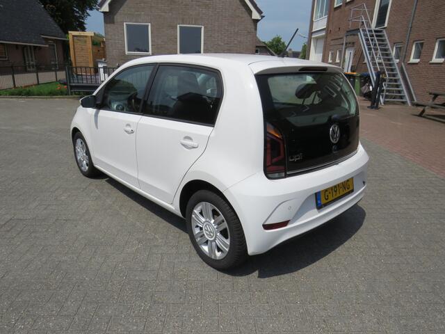 Volkswagen UP! 1.0 BMT high up! Executive * Rijklaarprijs incl. garantie * Clima * Stoelverwarming * Parkeersensoren * DAB+