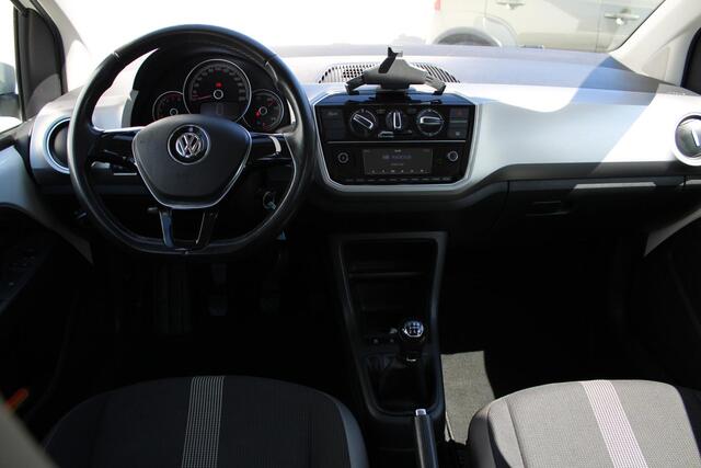 Volkswagen UP! 1.0 BMT high up! Bluetooth, Parkeersensoren, LM-Velgen en Keurig onderhouden!