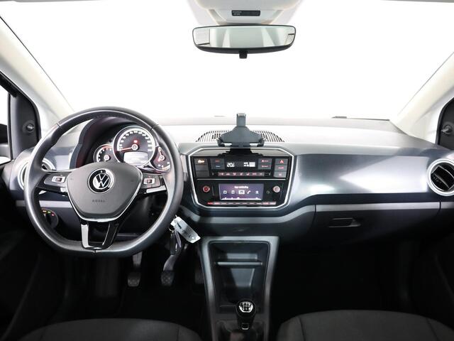Volkswagen UP! 1.0 65 pk | Verlengde garantie | Navigatie via App | Autom. airco | Cruise control | Parkeersensoren achter | Achteruitrijcamera |