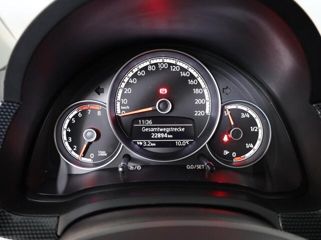 Volkswagen UP! 1.0 65 pk | Verlengde garantie | Navigatie via App | Autom. airco | Cruise control | Parkeersensoren achter | Achteruitrijcamera |