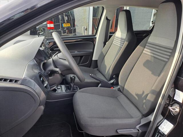 Volkswagen UP! 1.0 BMT take up! LED, Radio, Airco,