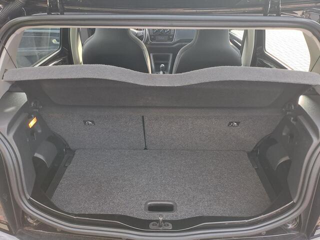 Volkswagen UP! 1.0 BMT take up! LED, Radio, Airco,