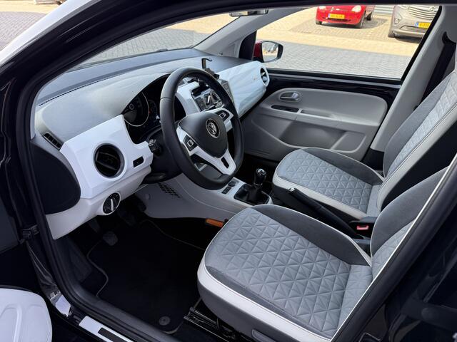 Volkswagen UP! 1.0 BMT up! beats Camera/Stoelwarm/BEATS AUDIO
