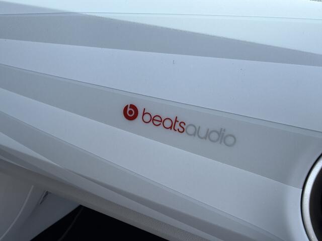 Volkswagen UP! 1.0 BMT up! beats Camera/Stoelwarm/BEATS AUDIO