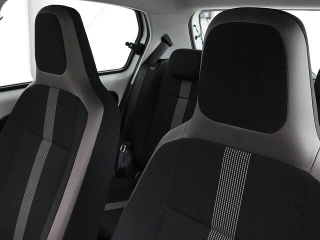 Volkswagen UP! 1.0 BMT high up! | Cruise control | Airco | Bleutooth | LMV 15 inch | Parkeersensoren achter | Radio | LED dagrijverlichting