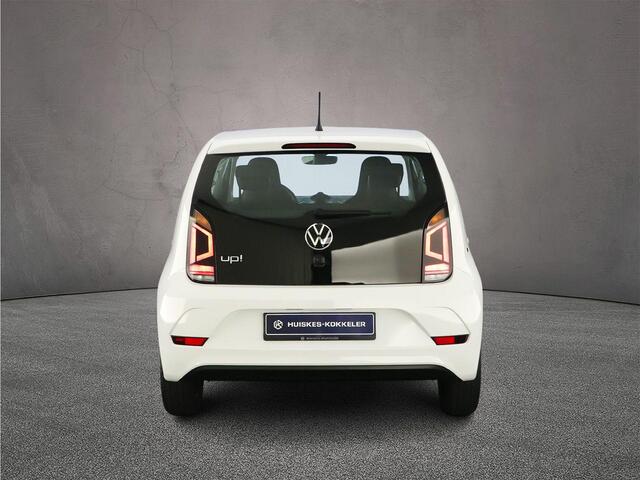 Volkswagen UP! Move up 1.0 MPI 65pk Airco, DAB, Radio, Bluetooth, Elektrische ramen voor, LED dagrijverlichting