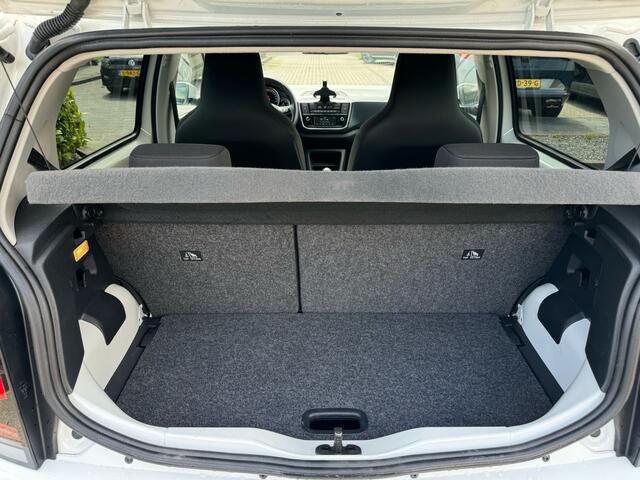 Volkswagen UP! 1.0 camera, cruise, stoelverw, airco