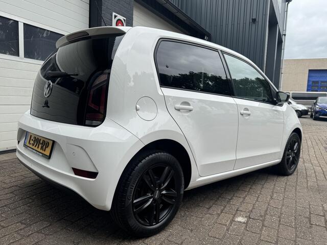 Volkswagen UP! 1.0 BMT high up! 75PK