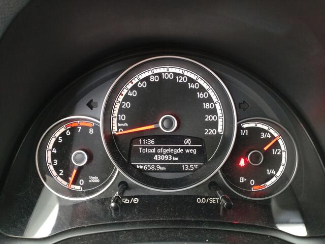 Volkswagen UP! 1.0 BMT move up! LoadUP! | UNIEK ! | Verwacht |