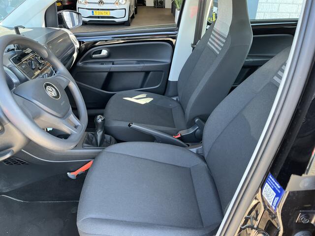 Volkswagen UP! 1.0 BMT move up! / 5 DEURS/ AIRCO/ BLUETOOTH/ AUTO-VERLICHT./ USB/ START-STOP/ ZEER ZUINIG/ DAB