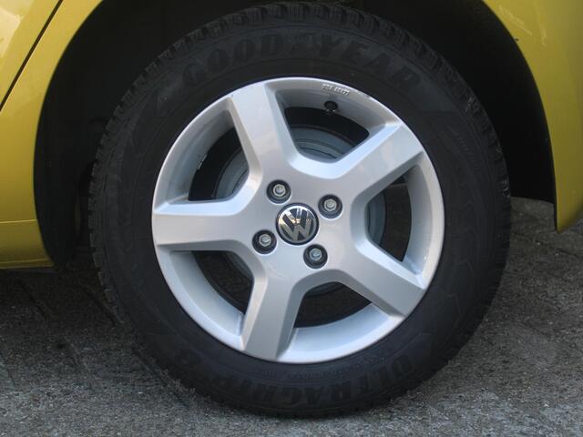 Volkswagen UP! 1.0 BMT move up! | AIRCO | 12 MAANDEN BOVAG GARANTIE |