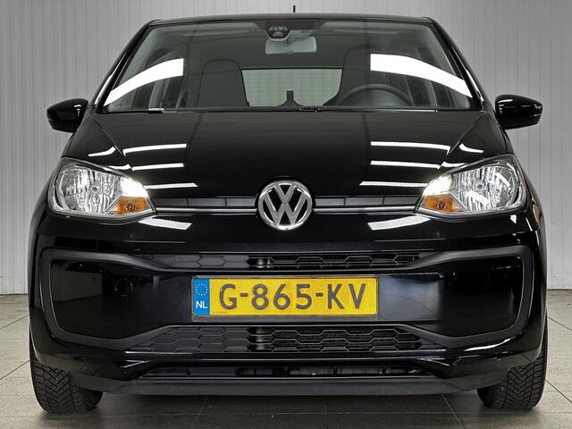 Volkswagen UP! 1.0 BMT move up!/ 5-Drs/ DAB+/ Maps + More/ Airco/ C.V. Afstand Elek. pakket/ Isofix/ Bluetooth/ AUX & USB/ Regensensor/ LED Dagrijverl.