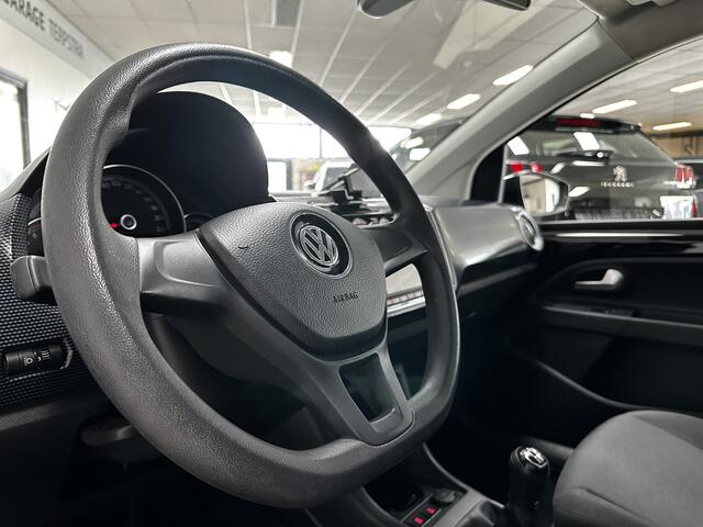 Volkswagen UP! 1.0 BMT move up!/ 5-Drs/ DAB+/ Maps + More/ Airco/ C.V. Afstand Elek. pakket/ Isofix/ Bluetooth/ AUX & USB/ Regensensor/ LED Dagrijverl.