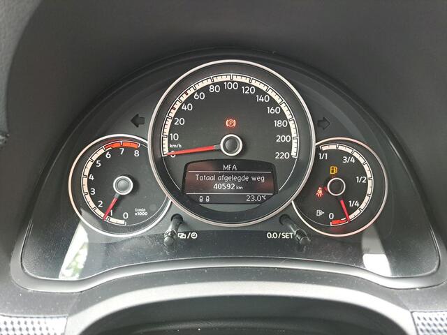 Volkswagen UP! 1.0 BMT move up! / Airco