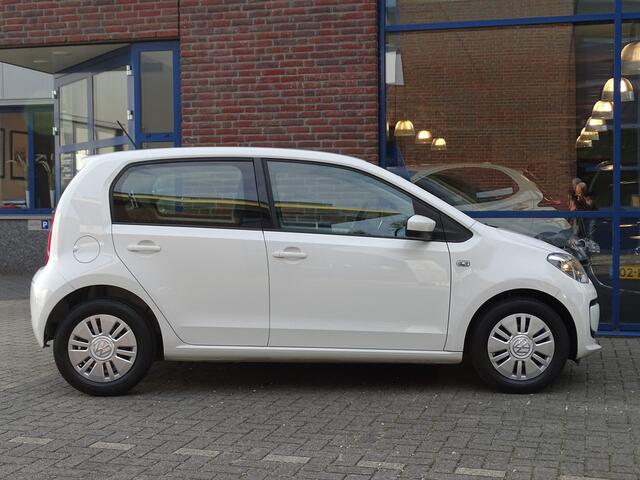 Volkswagen UP! 1.0 move up! BlueMotion NAV
