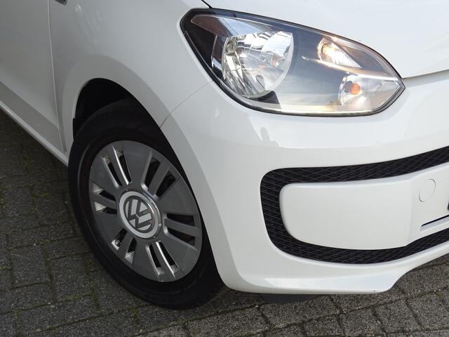 Volkswagen UP! 1.0 move up! BlueMotion NAV