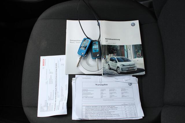 Volkswagen UP! 1.0i "Move Up !!! Airco - Cruise - 5 deurs !!! 75 Pk