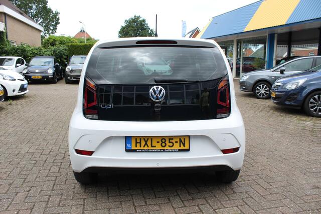 Volkswagen UP! 1.0i "Move Up !!! Airco - Cruise - 5 deurs !!! 75 Pk