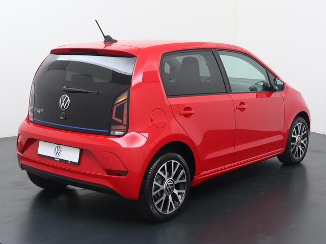 Volkswagen UP! e-Up! e-up! Style | 83 PK | Automaat | Cruisecontrol | Stoelverwarming | Lane-Assist |