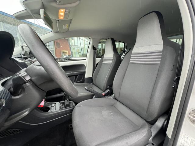 Volkswagen UP! 1.0 BMT move up! / Cruise / Parkeersensoren / 15' Velgen / Airco /